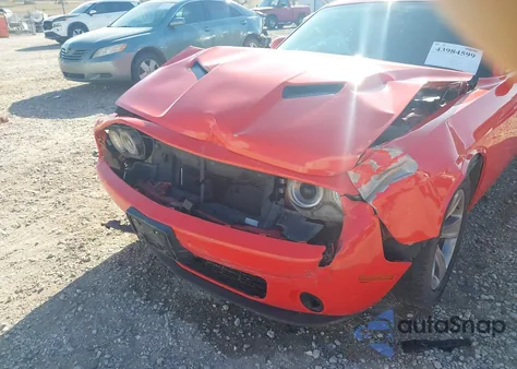 2019 Dodge Challenger Sxt z USA, uszkodzony, nr VIN 2C3CDZAG0KH723478